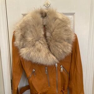 Amaryllis Leather Jacket - Removable Faux Fur Collar-NWT-Size 6-Perfect For Fall